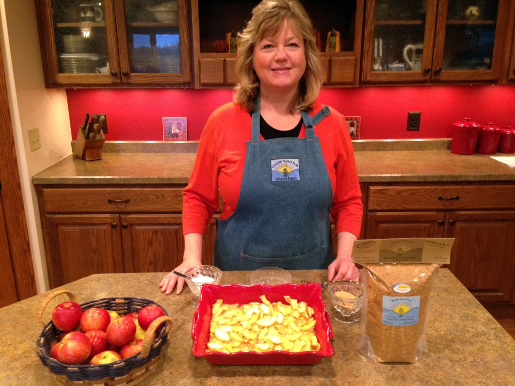 Esther Hyldan's Apple-Flax Pudding Recipe | Golden Valley Flax